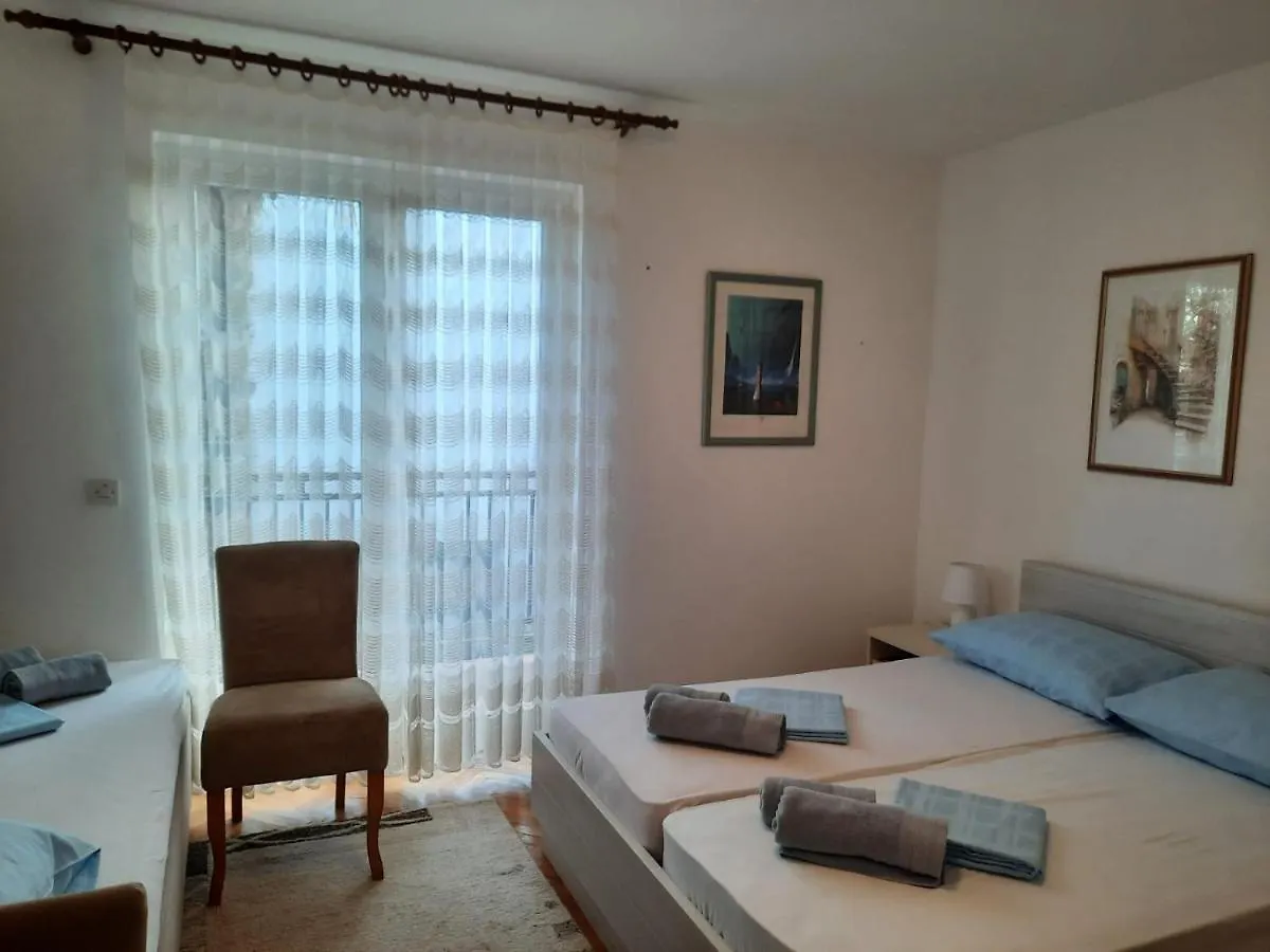 Holiday Home Marija Vantacici 0*,